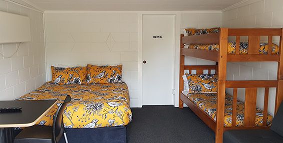 ensuite cabin beds